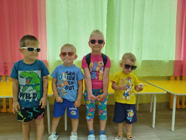Лето в «Очках» Лето в «Очках».